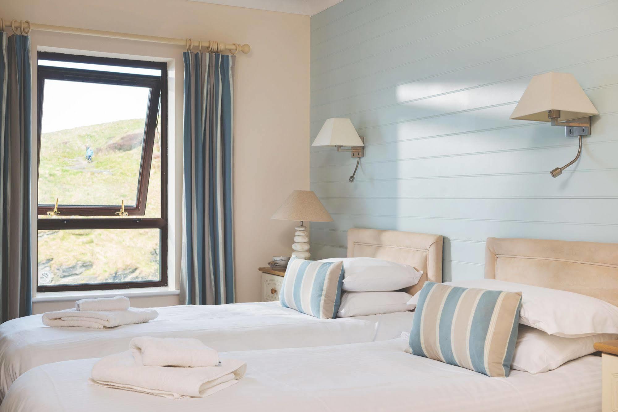Port William Inn Tintagel Ngoại thất bức ảnh